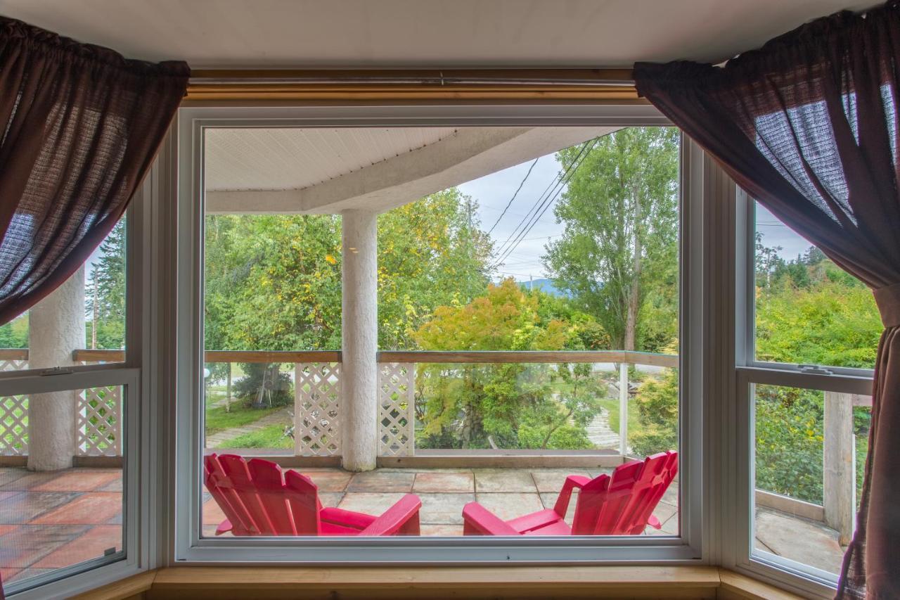Higgin'S Inn Powell River Esterno foto
