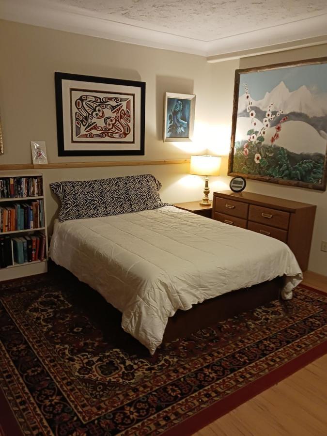 Higgin'S Inn Powell River Esterno foto